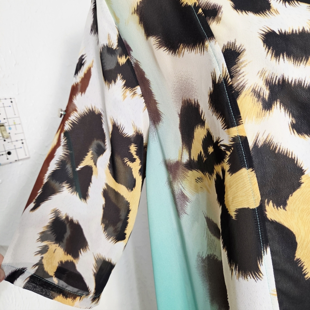 Feratelli Animal Print/Mint Green Asymmetrical Zip-Front Tunic Longer Sides Sz M - Picture 7 of 12